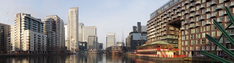 Glass Balconies - Docklands panorama