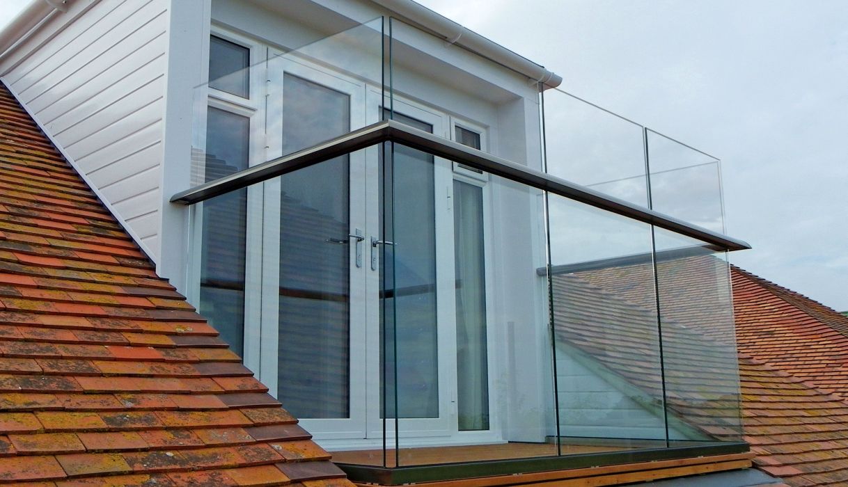 Frameless Glass Balcony