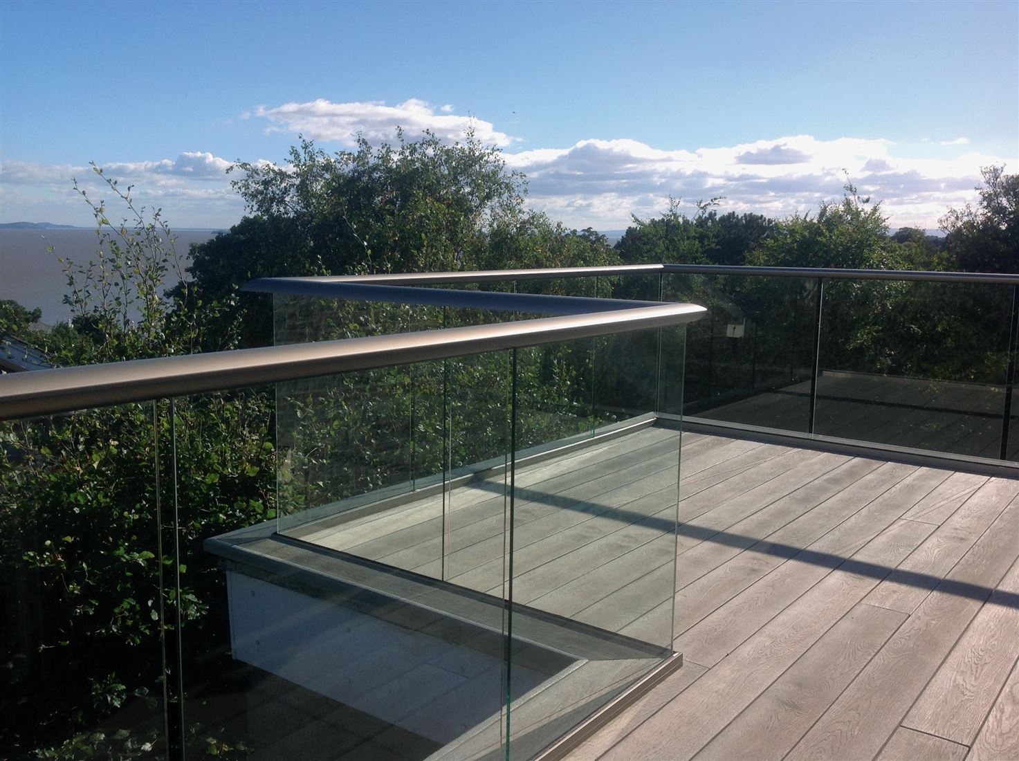 glass balustrade on decks