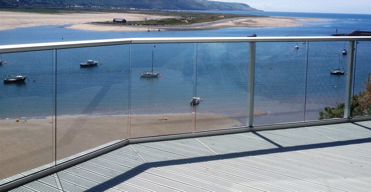 Glass Balustrades Seaside